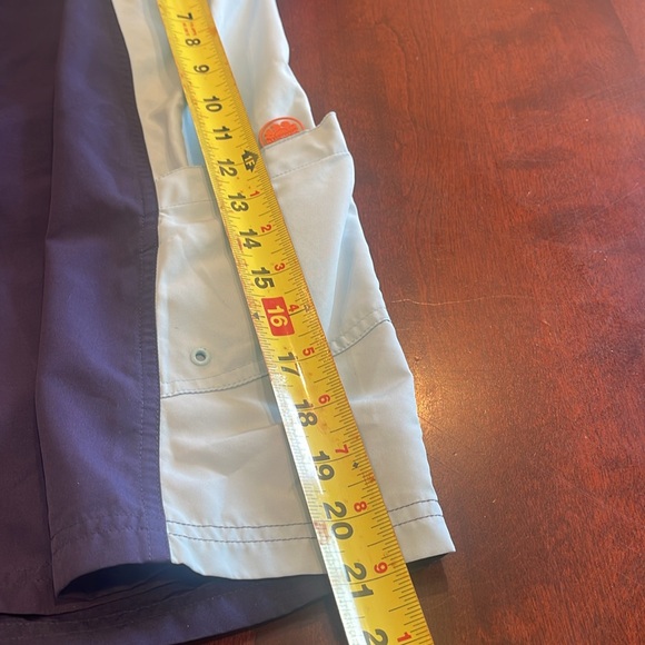 27001 SUNDEK Printed Swim Trunks Size: 40 board - Picture 4 of 12